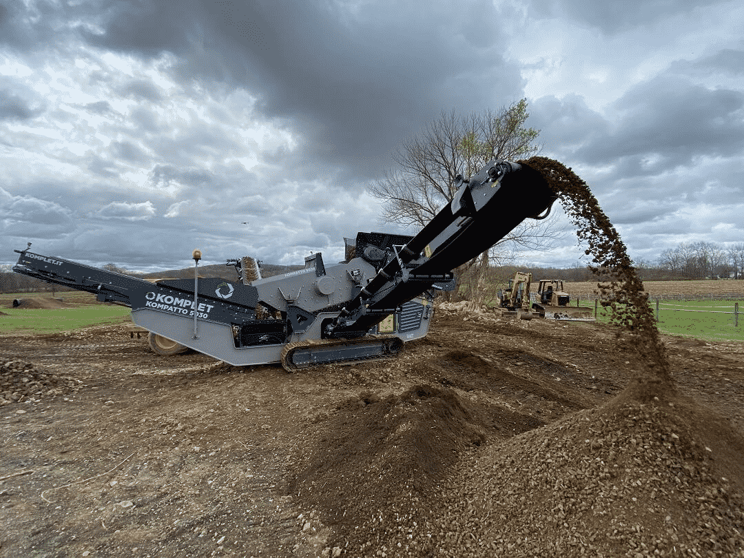 Topsoil Screeners for Sale - Komplet America