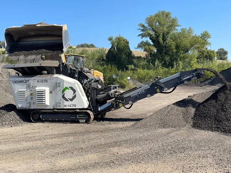Mobile vs. Stationary Advantages of Compact Mobile Equipment — A Basic Guide